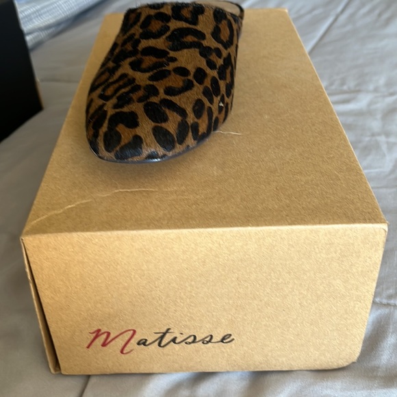 Matisse Cowhide Slide - Picture 2 of 5